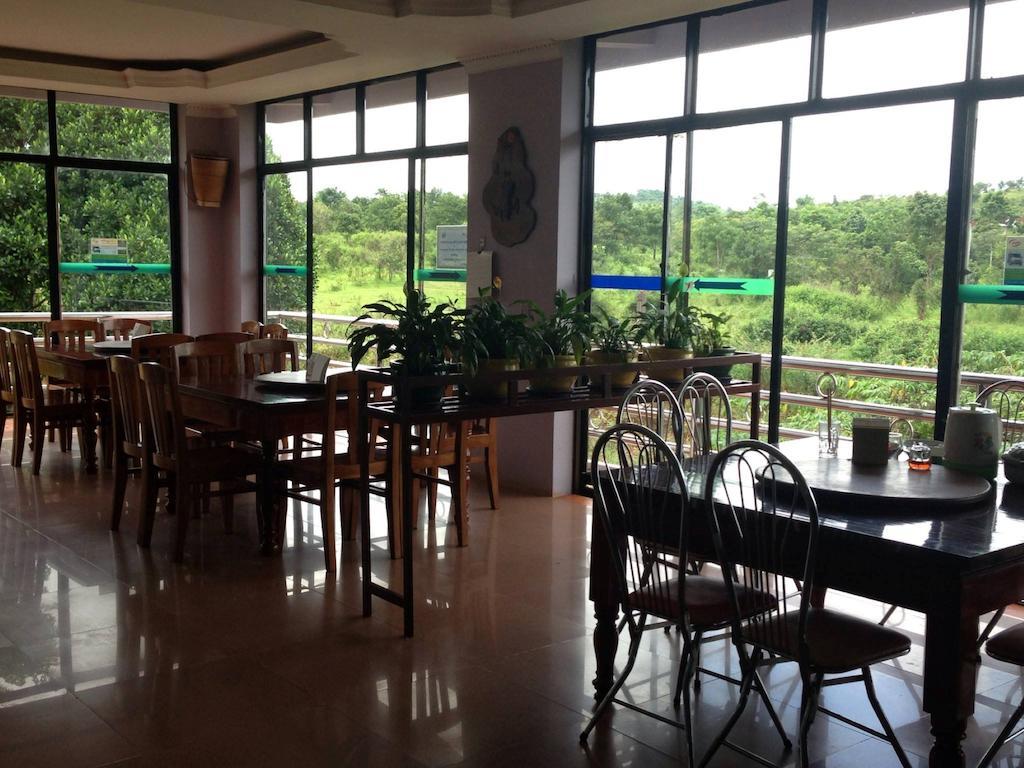 Mondulkiri Hotel Сенмонором Экстерьер фото