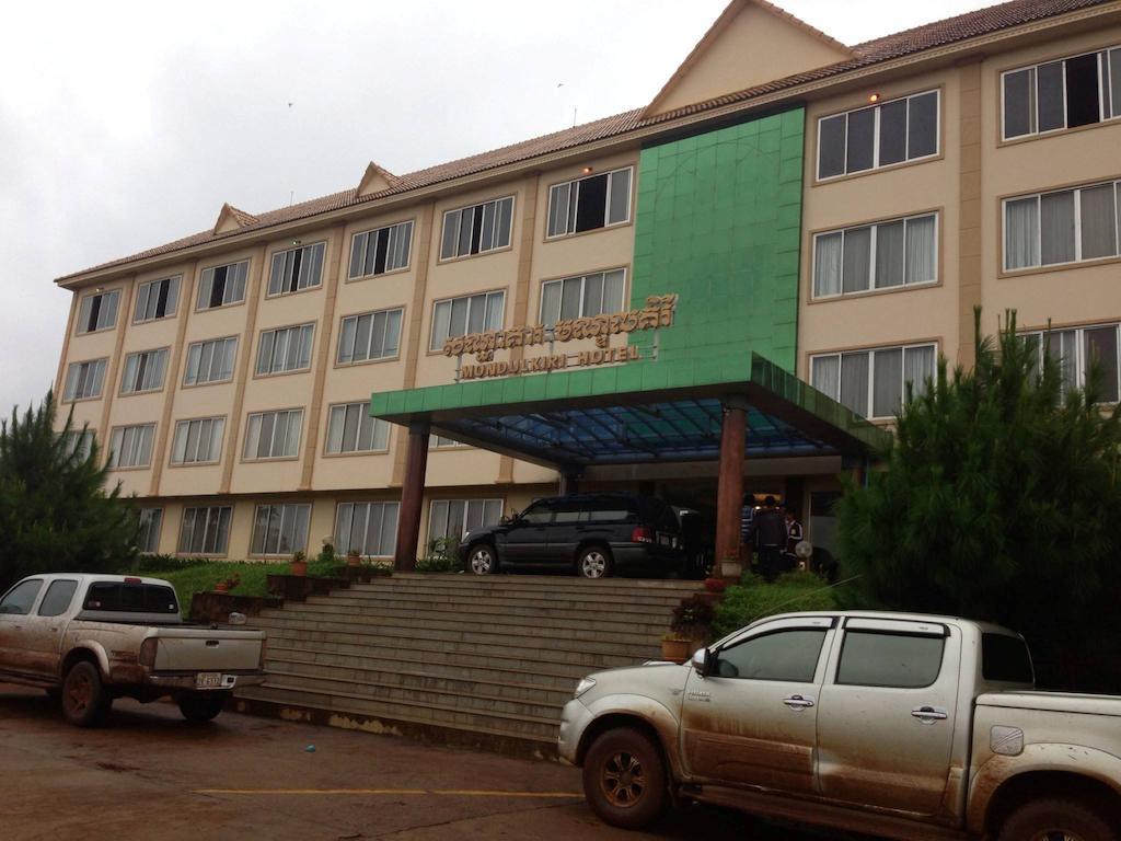 Mondulkiri Hotel Сенмонором Экстерьер фото