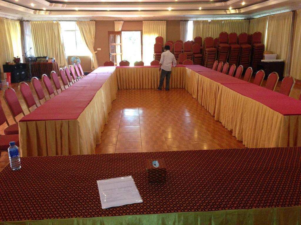 Mondulkiri Hotel Сенмонором Экстерьер фото