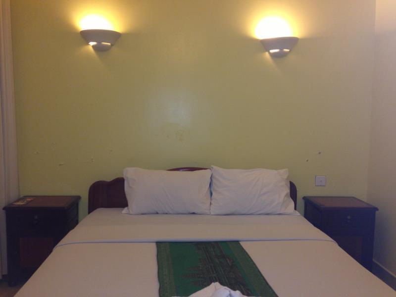 Mondulkiri Hotel Сенмонором Экстерьер фото